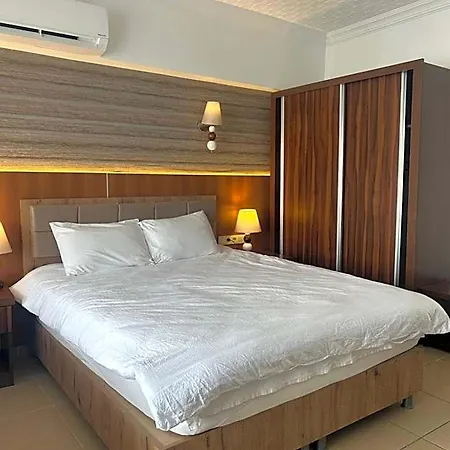 Stella Hotel 2*